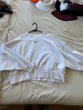 Nike White Oversized Cropped Crewneck Sweatshirt with Black Swoosh